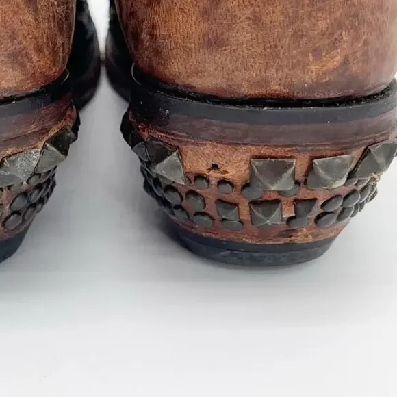 Lucchese Women’s 9 Brown Mad Dog Stud Wingtip Distressed Western Cowgirl Boots - Picture 8 of 12